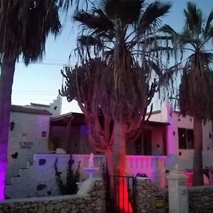 https://casa-el-molino-pequeno.in-canary-islands.com